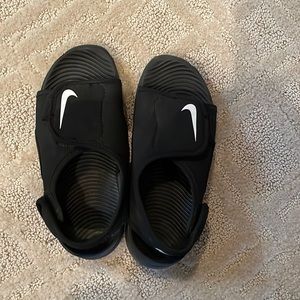 Nike Velcro sandals size 12c and 1y